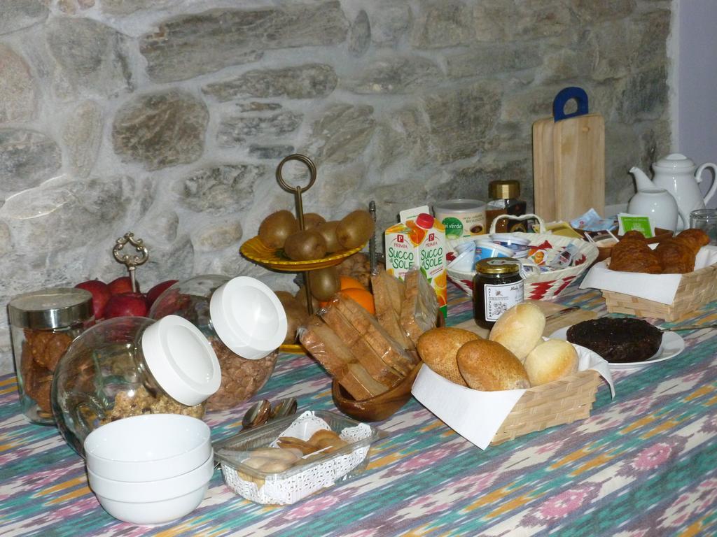B&B Antica Corte Omegna Buitenkant foto